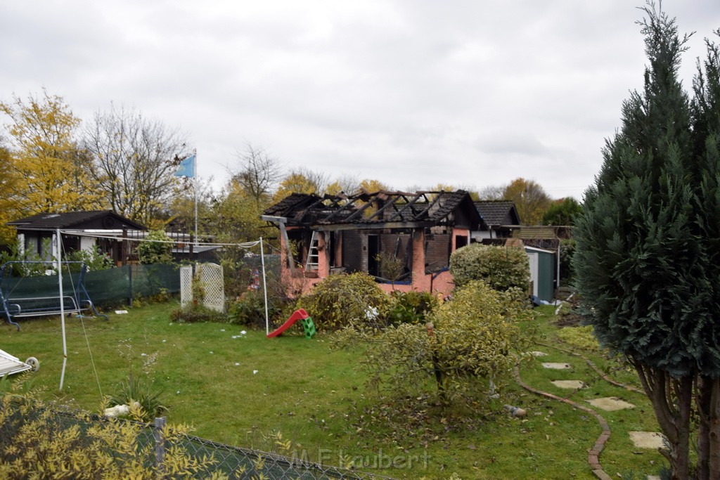 Wieder Laubenbraende Koeln Fuehlingen Kriegerhofstr P039.JPG - Miklos Laubert